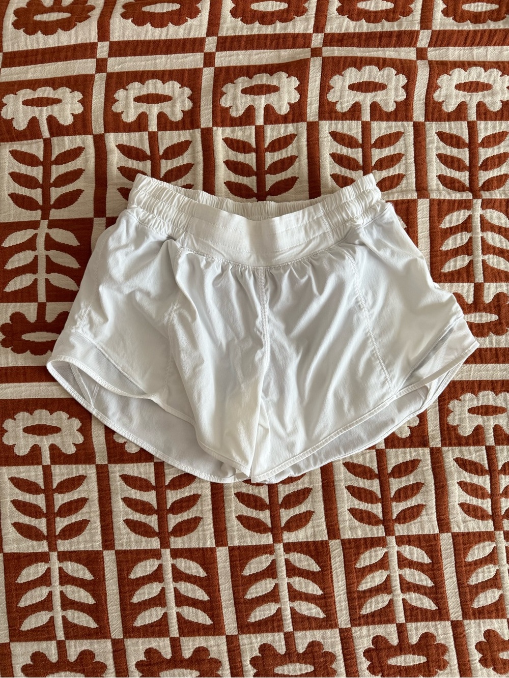 Lululemon hotty hot shorts II long 4 inches
